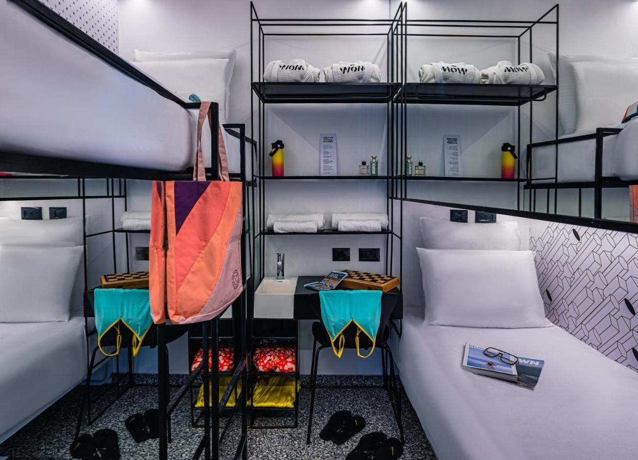 Wom Beach Pod Hotel - A Member Of Brown Hotels Tel Aviv Exterior foto